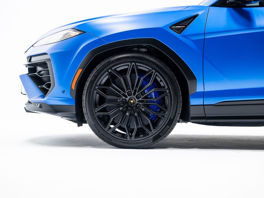 2025 Lamborghini Urus SE AWD photo 8