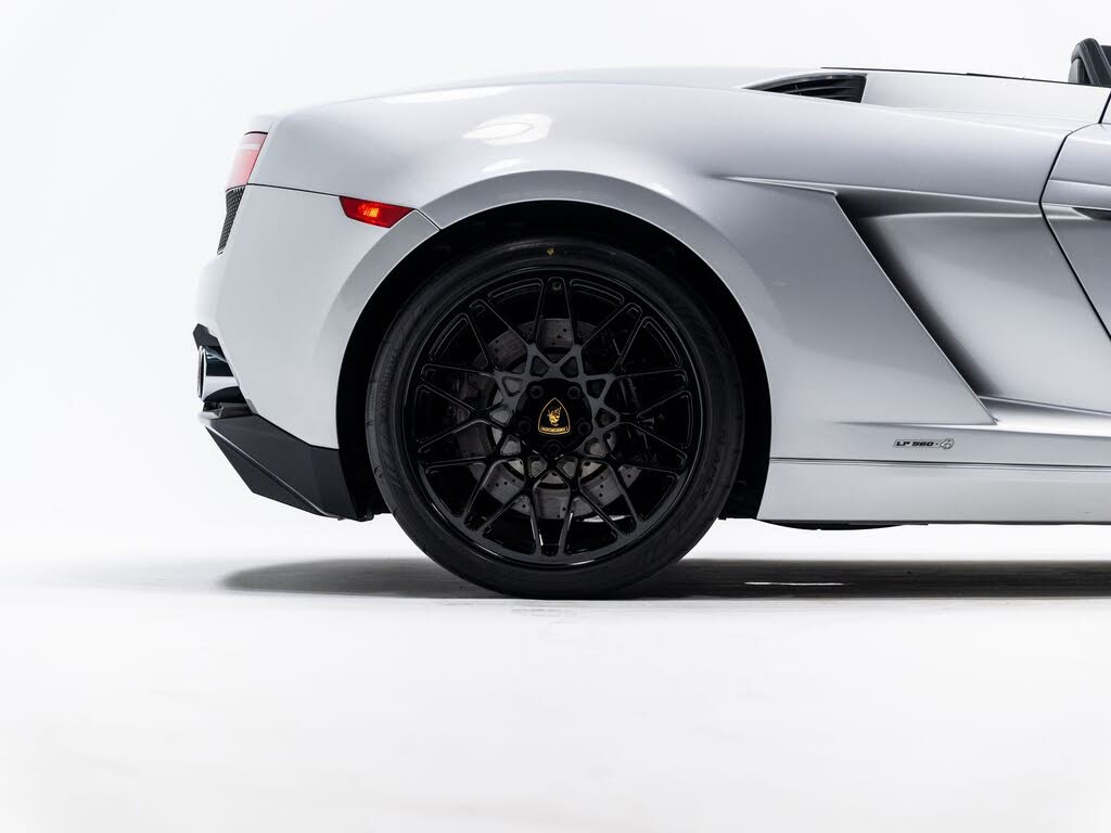 2011 Lamborghini Gallardo LP 560-4 Spyder AWD photo 11