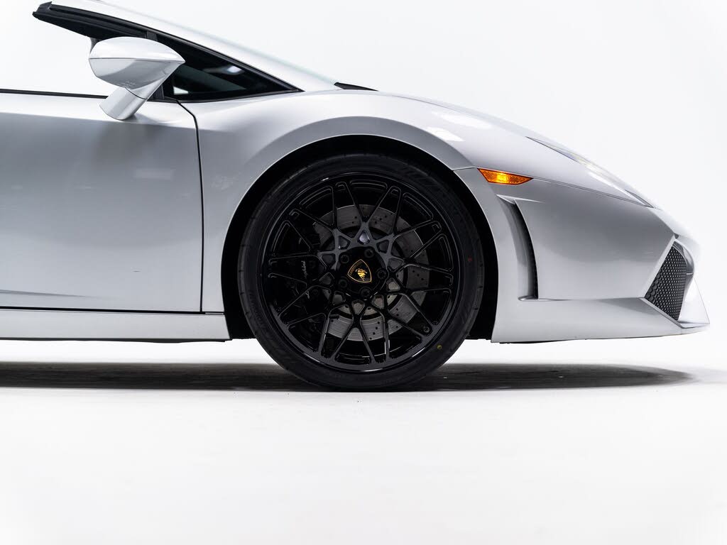 2011 Lamborghini Gallardo LP 560-4 Spyder AWD photo 12