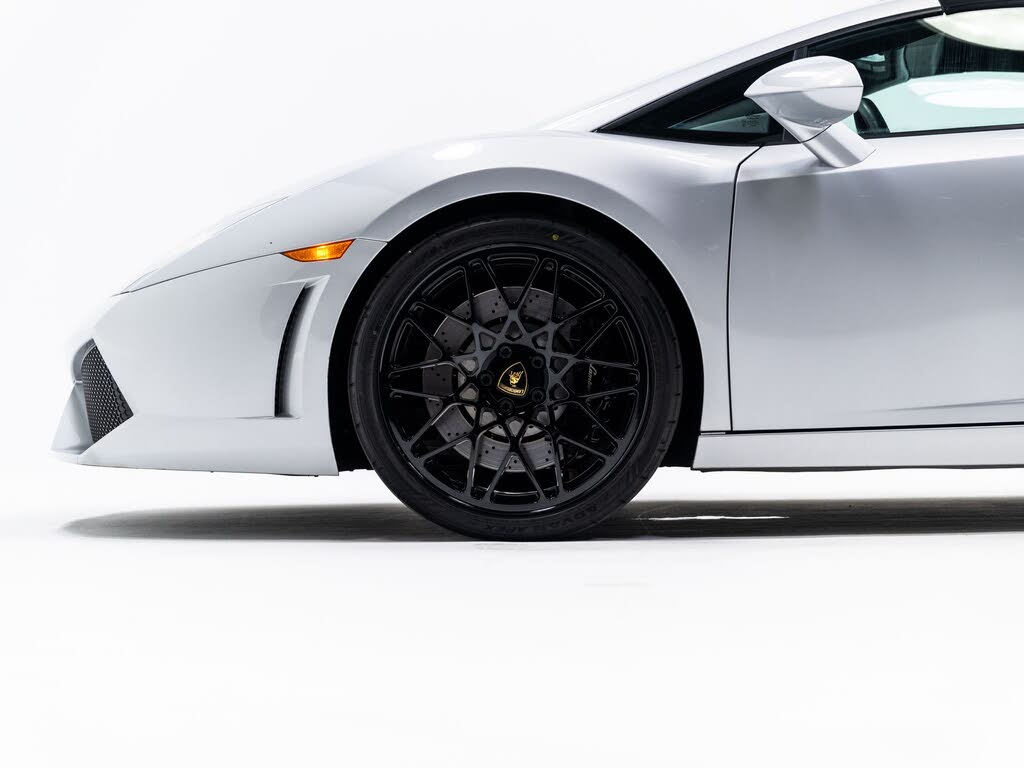 2011 Lamborghini Gallardo LP 560-4 Spyder AWD photo 9