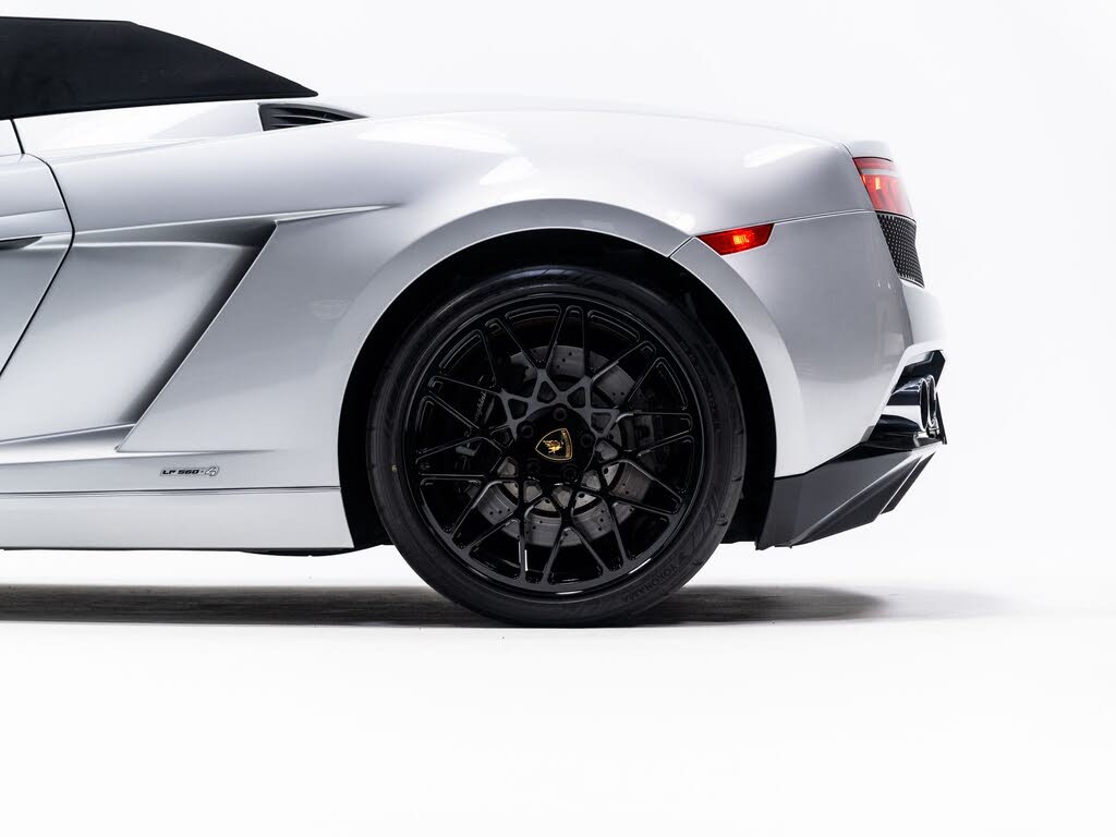 2011 Lamborghini Gallardo LP 560-4 Spyder AWD photo 10