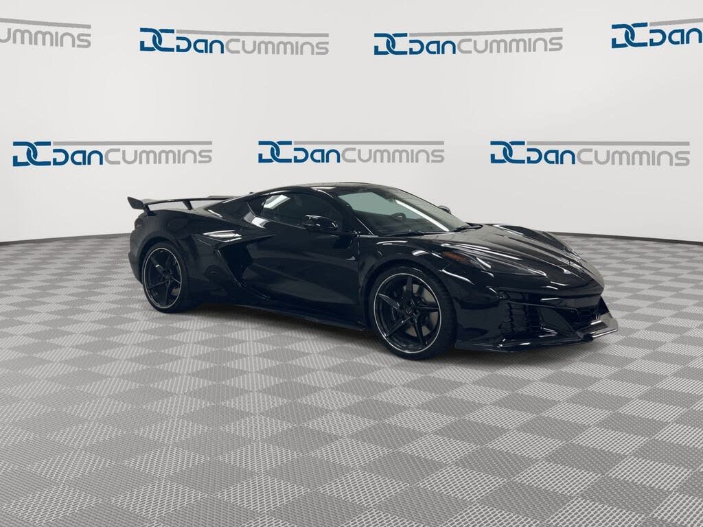 2027 Chevrolet Corvette Z06 2LZ Coupe RWD photo 2