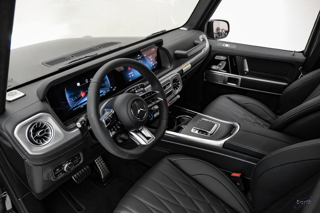 2027 Mercedes-Benz G-Class AMG G 63 4MATIC photo 3