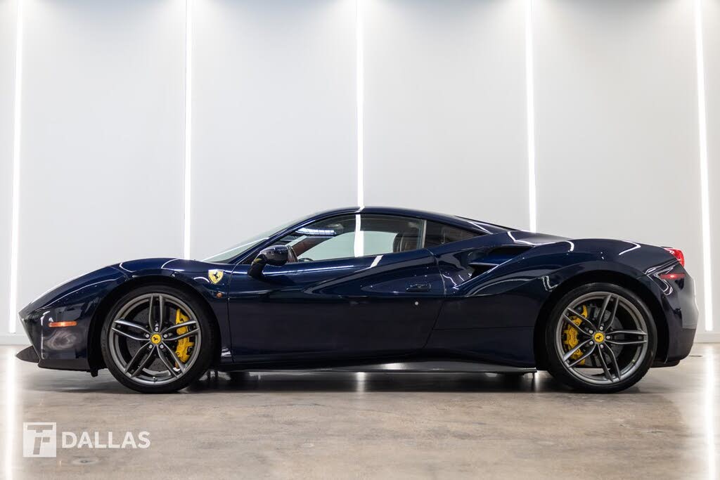 2017 Ferrari 488 GTB Coupe RWD - $329,900