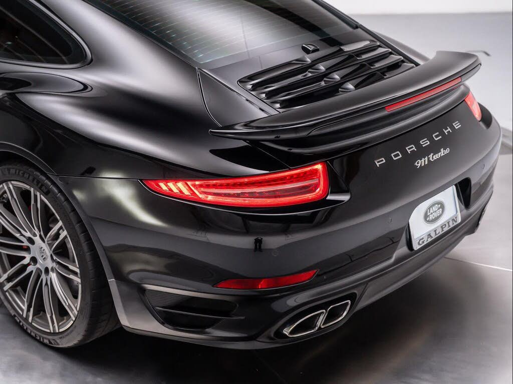 2015 Porsche 911 Turbo Coupe AWD photo 14 of 24