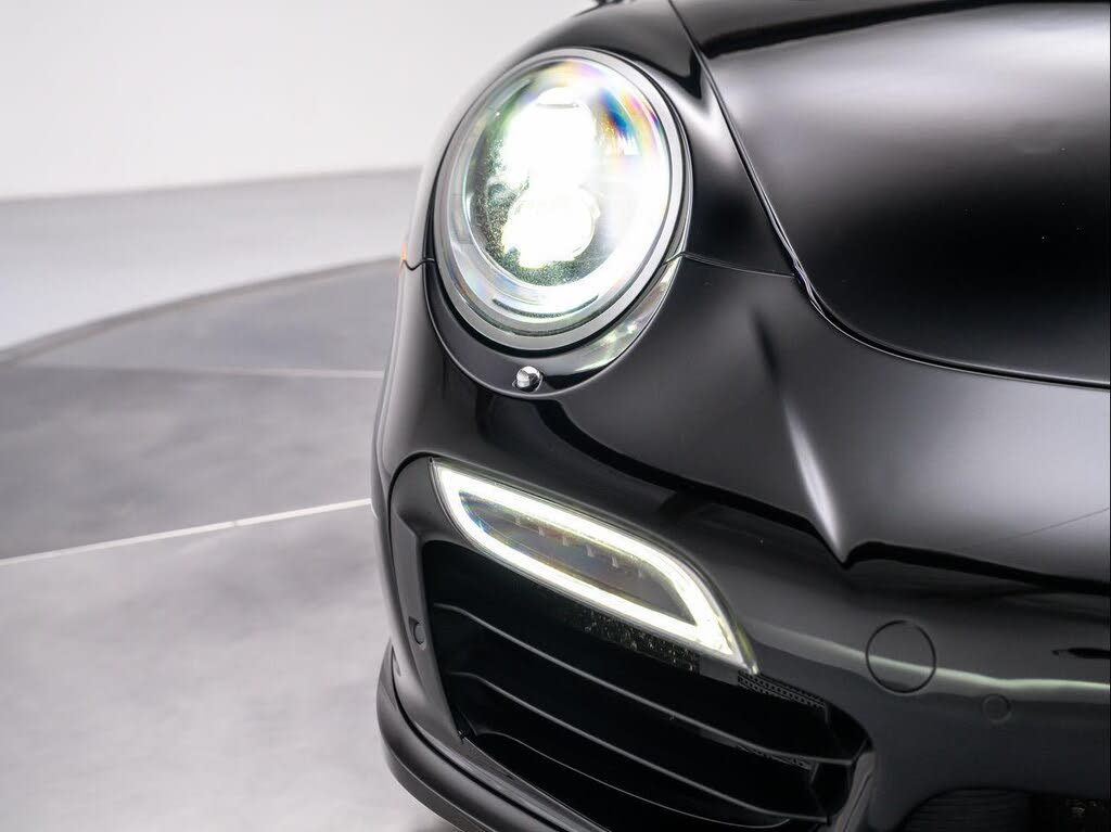 2015 Porsche 911 Turbo Coupe AWD photo 10 of 24