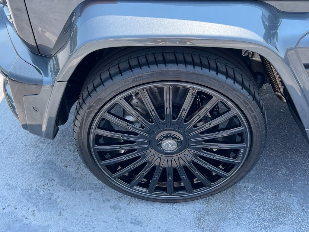 2025 Mercedes-Benz G-Class AMG G 63 4MATIC photo 4