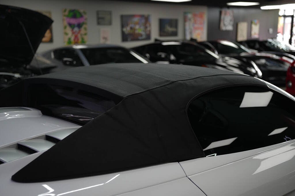2011 Audi R8 5.2 quattro Spyder AWD photo 12 of 24