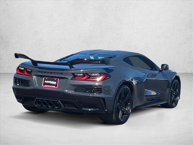 2027 Chevrolet Corvette Z06 3LZ Coupe RWD photo 2 of 18