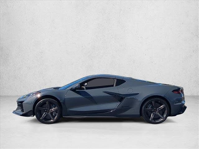 2027 Chevrolet Corvette Z06 3LZ Coupe RWD photo 5 of 18