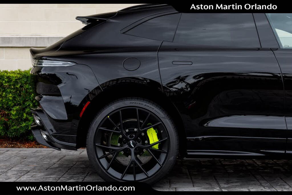 2026 Aston Martin DBX S AWD photo 18