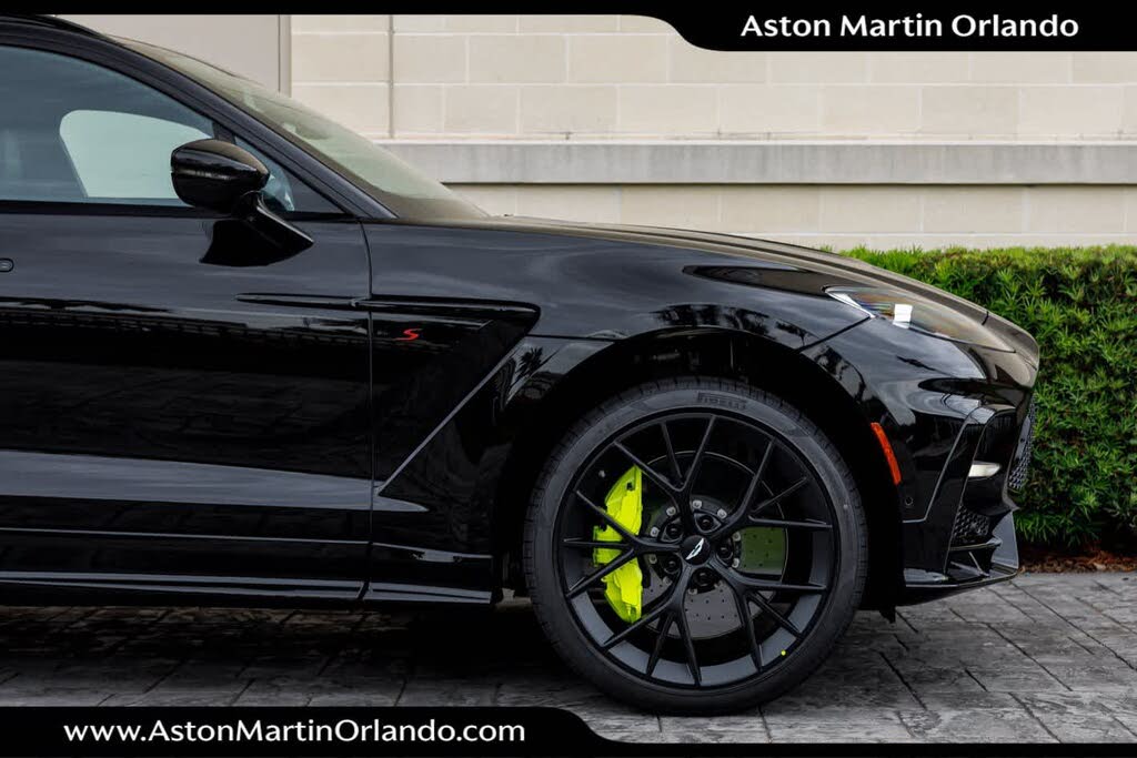 2026 Aston Martin DBX S AWD photo 19