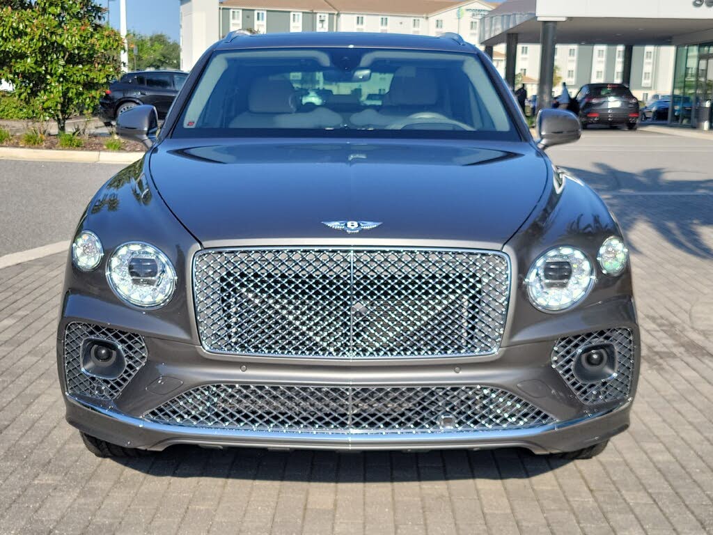 2023 Bentley Bentayga Hybrid AWD photo 11