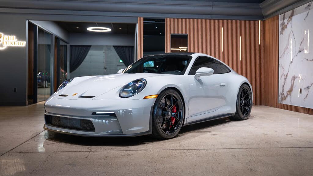 2023 Porsche 911 GT3 Touring Coupe RWD photo 3