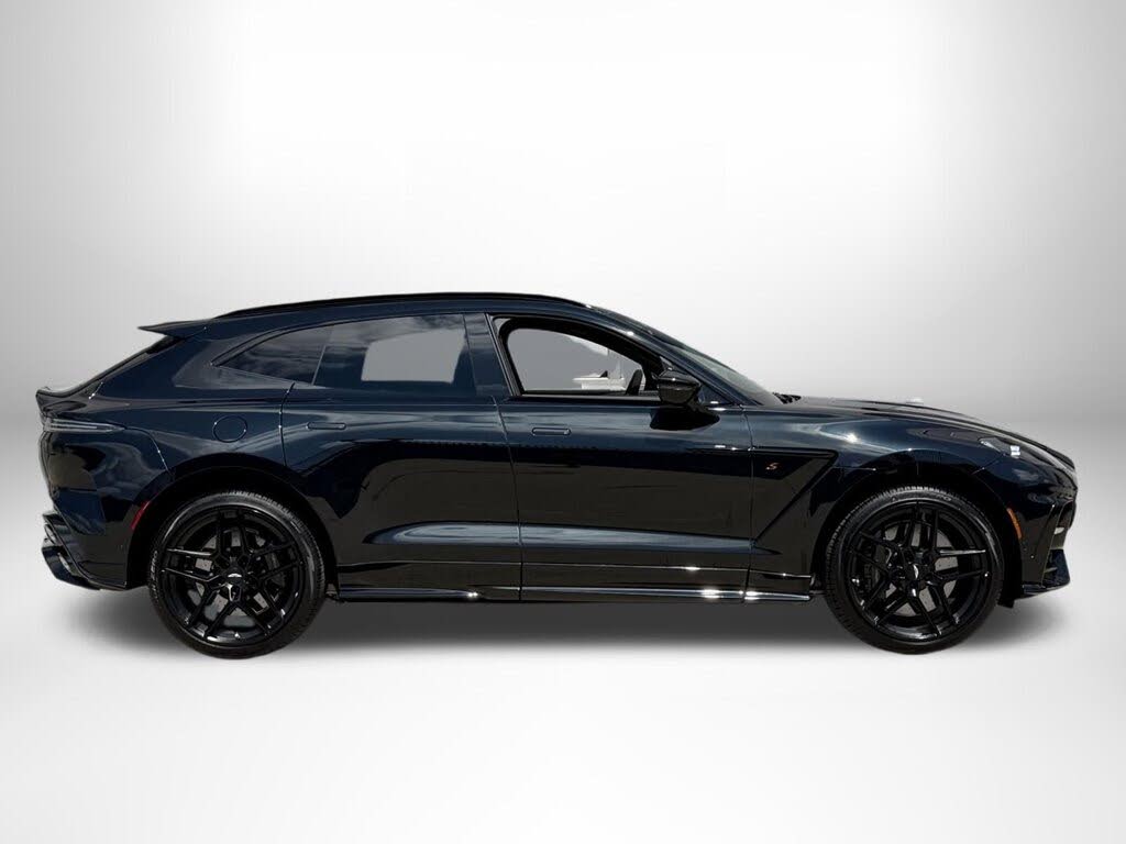 2026 Aston Martin DBX S AWD photo 13