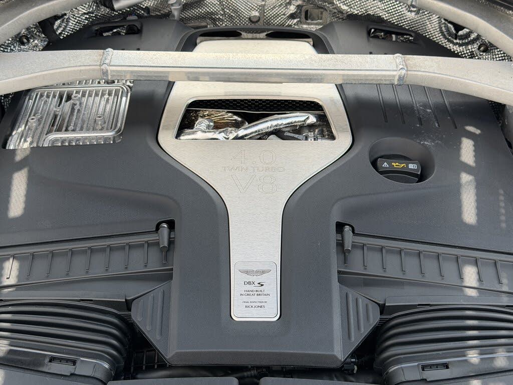 2026 Aston Martin DBX S AWD photo 19