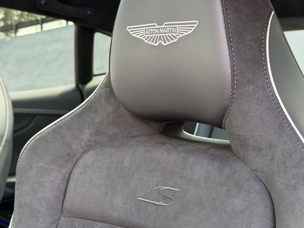 2026 Aston Martin DBX S AWD photo 5