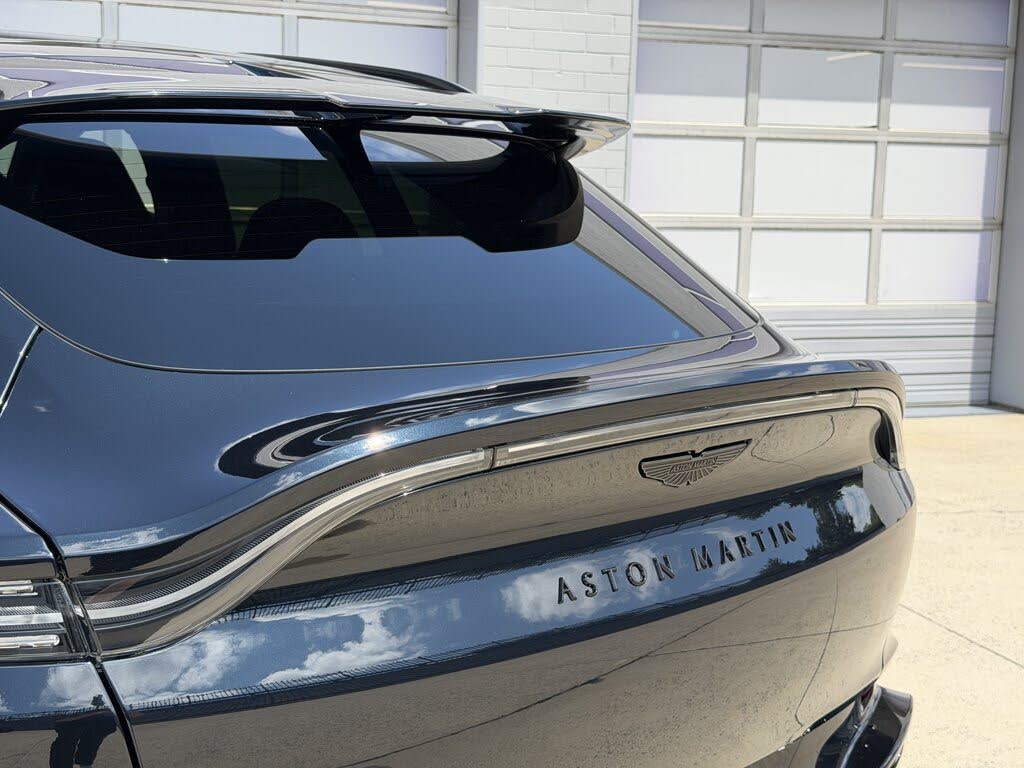 2026 Aston Martin DBX S AWD photo 8