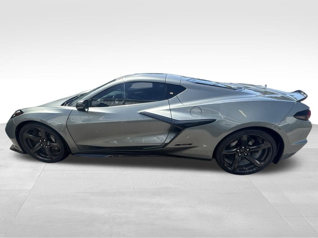 2024 Chevrolet Corvette Z06 3LZ Coupe RWD photo 3