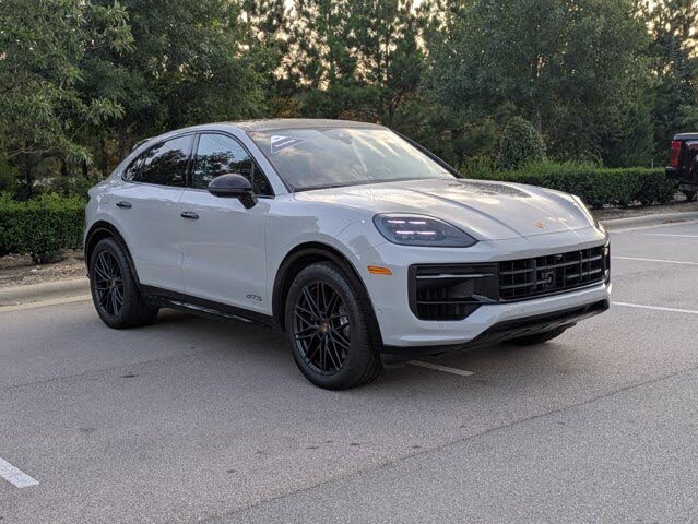 2025 Porsche Cayenne Coupe GTS AWD