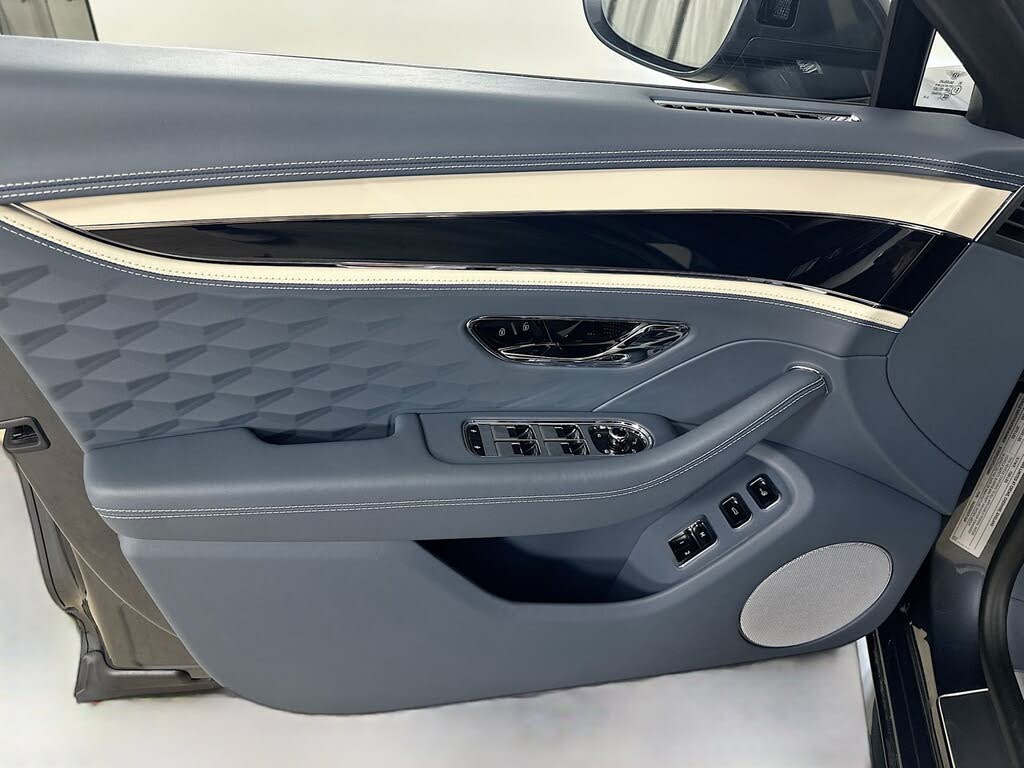 2026 Bentley Flying Spur Speed AWD photo 19
