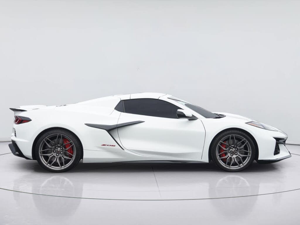 2026 Chevrolet Corvette Z06 2LZ Convertible RWD photo 5