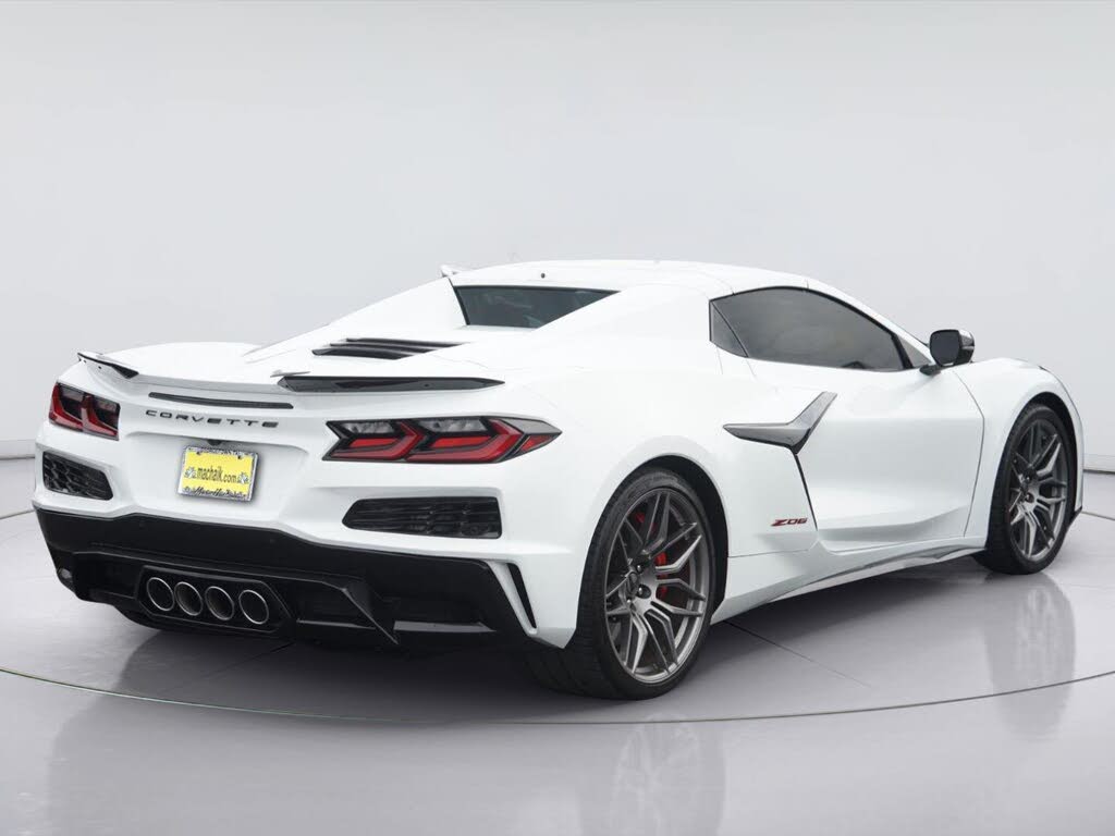 2026 Chevrolet Corvette Z06 2LZ Convertible RWD photo 6
