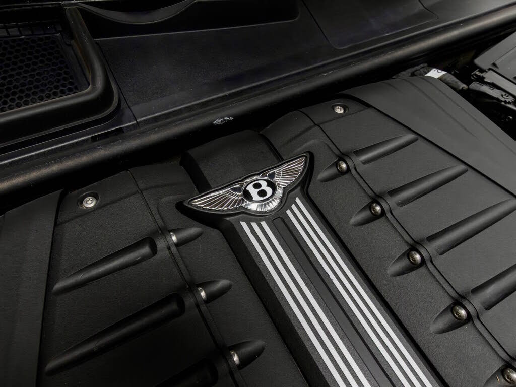 2017 Bentley Bentayga W12 AWD photo 15