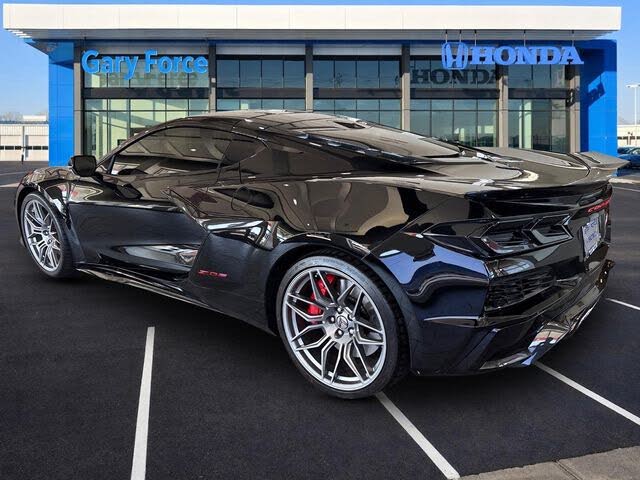 2024 Chevrolet Corvette Z06 3LZ Coupe RWD photo 3