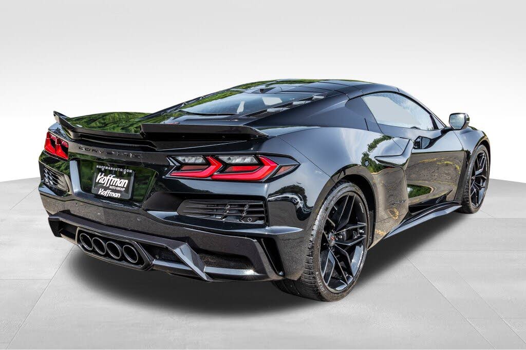 2025 Chevrolet Corvette Z06 3LZ Coupe RWD photo 4