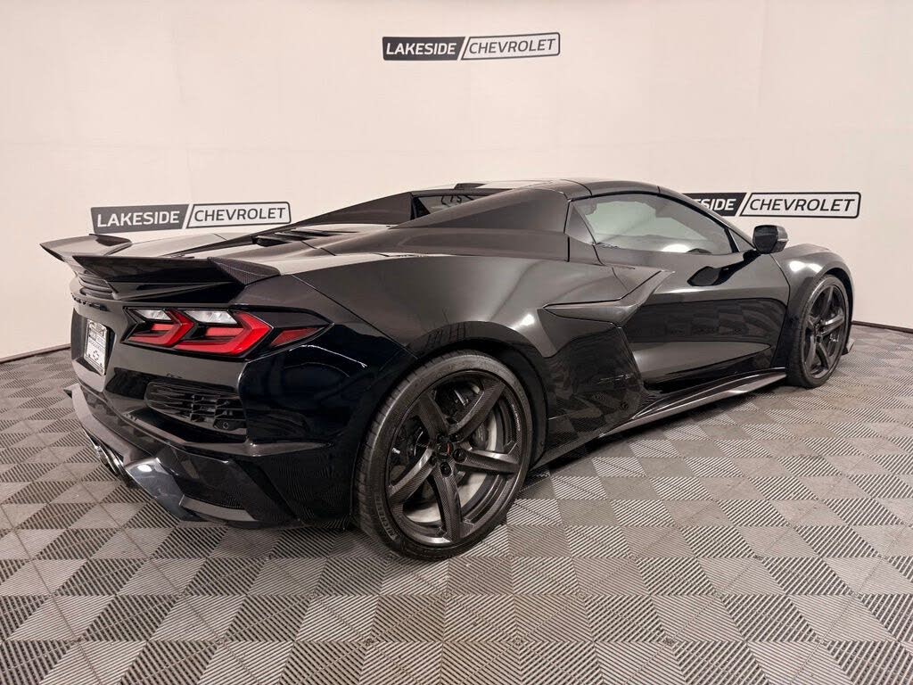 2023 Chevrolet Corvette Z06 3LZ Convertible RWD photo 8