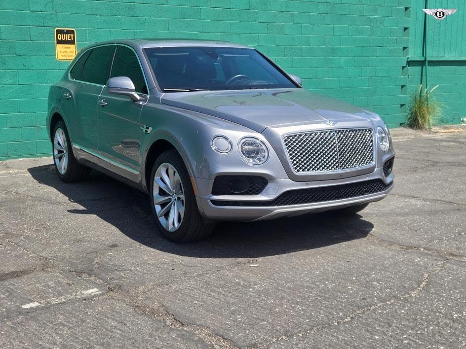 2018 Bentley Bentayga W12 Signature Edition AWD photo 3