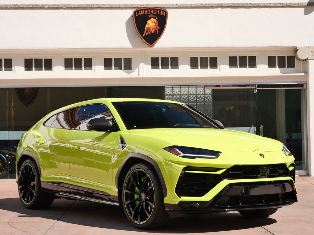 2022 Lamborghini Urus AWD
