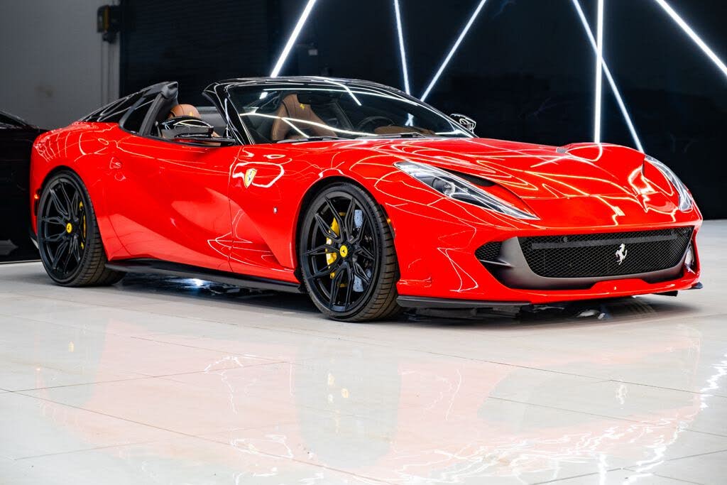 2021 Ferrari 812 GTS RWD