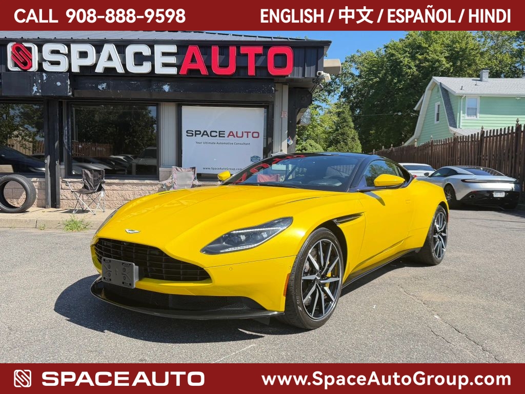 2020 Aston Martin DB11 V8 Coupe RWD