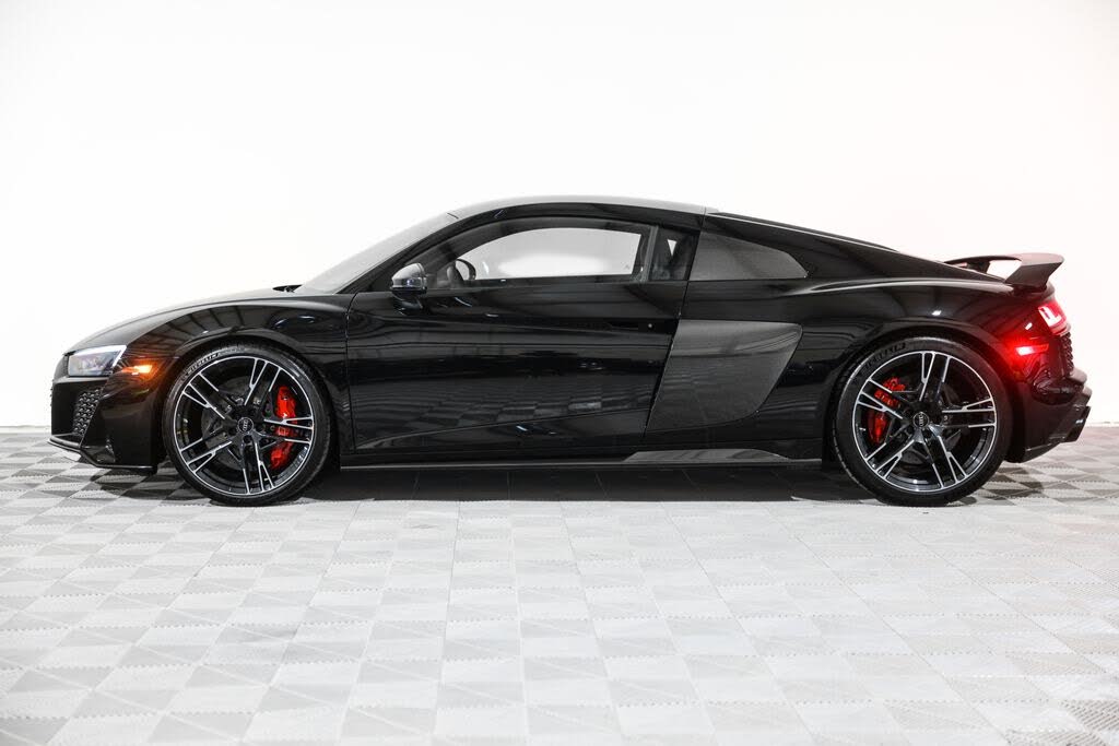 2020 Audi R8 quattro V10 Performance Coupe AWD photo 15 of 24