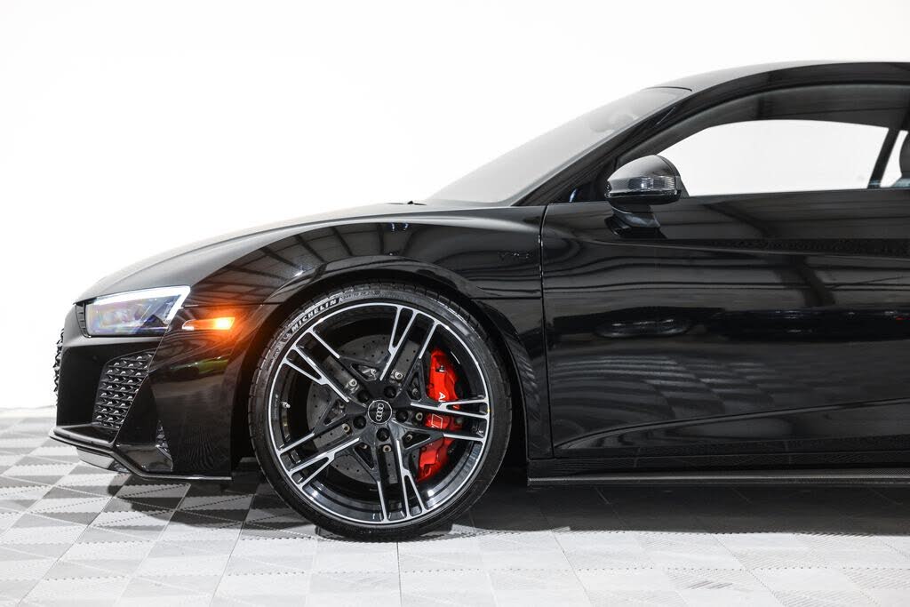2020 Audi R8 quattro V10 Performance Coupe AWD photo 16 of 24