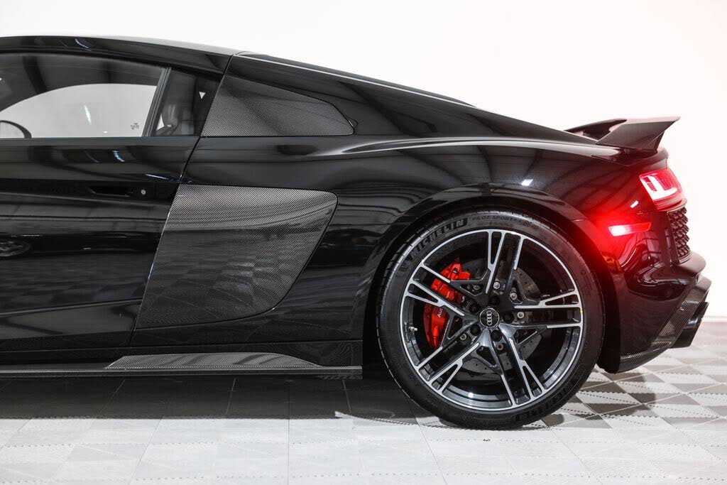 2020 Audi R8 quattro V10 Performance Coupe AWD photo 17 of 24
