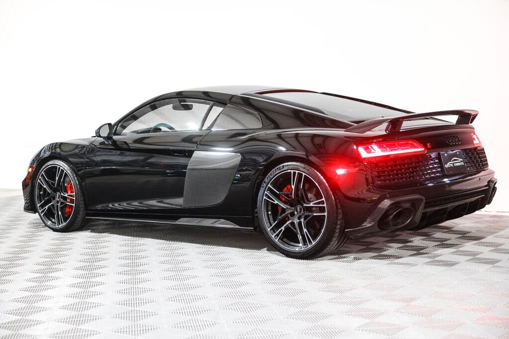2020 Audi R8 quattro V10 Performance Coupe AWD photo 18 of 24