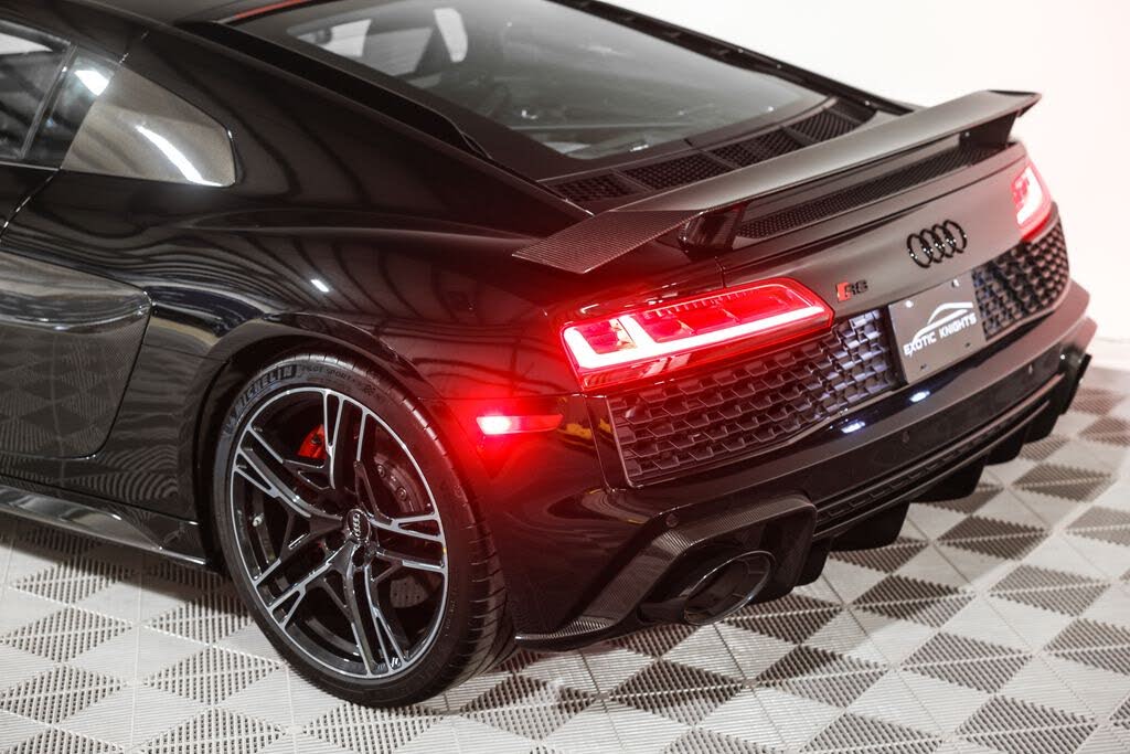2020 Audi R8 quattro V10 Performance Coupe AWD photo 19 of 24