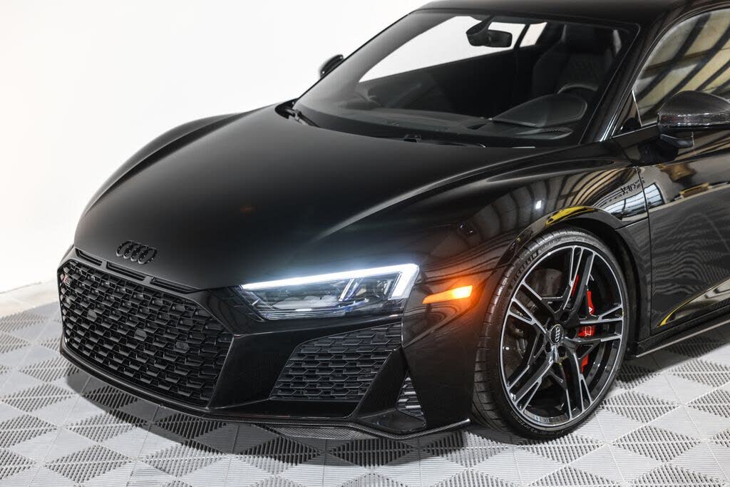 2020 Audi R8 quattro V10 Performance Coupe AWD photo 22 of 24