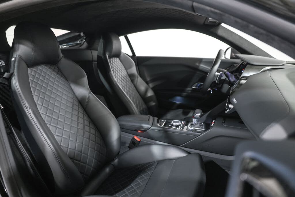 2020 Audi R8 quattro V10 Performance Coupe AWD photo 23 of 24
