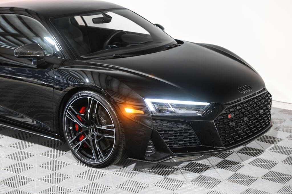 2020 Audi R8 quattro V10 Performance Coupe AWD photo 7 of 24