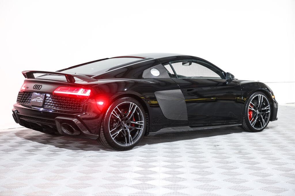 2020 Audi R8 quattro V10 Performance Coupe AWD photo 8 of 24