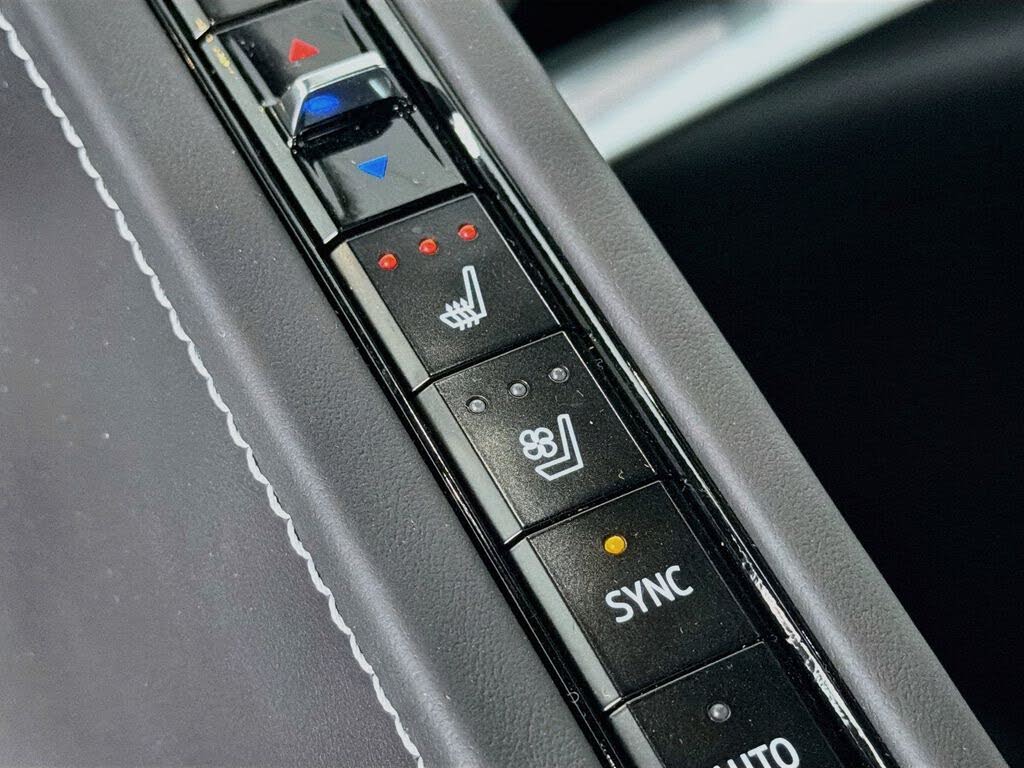 2025 Chevrolet Corvette Z06 3LZ Coupe RWD photo 21