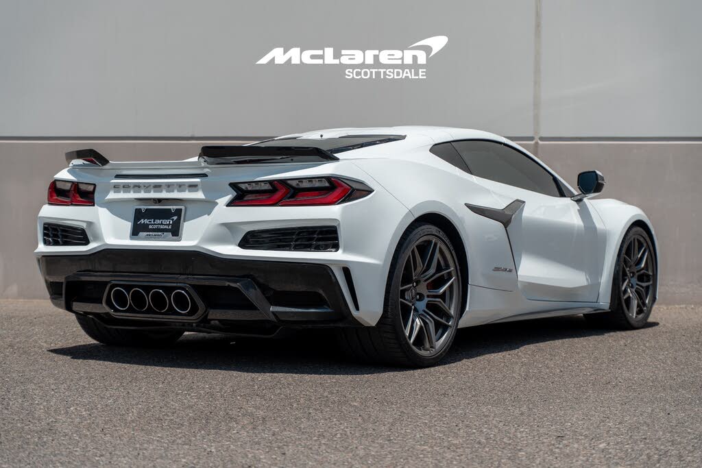 2024 Chevrolet Corvette Z06 3LZ Coupe RWD photo 7