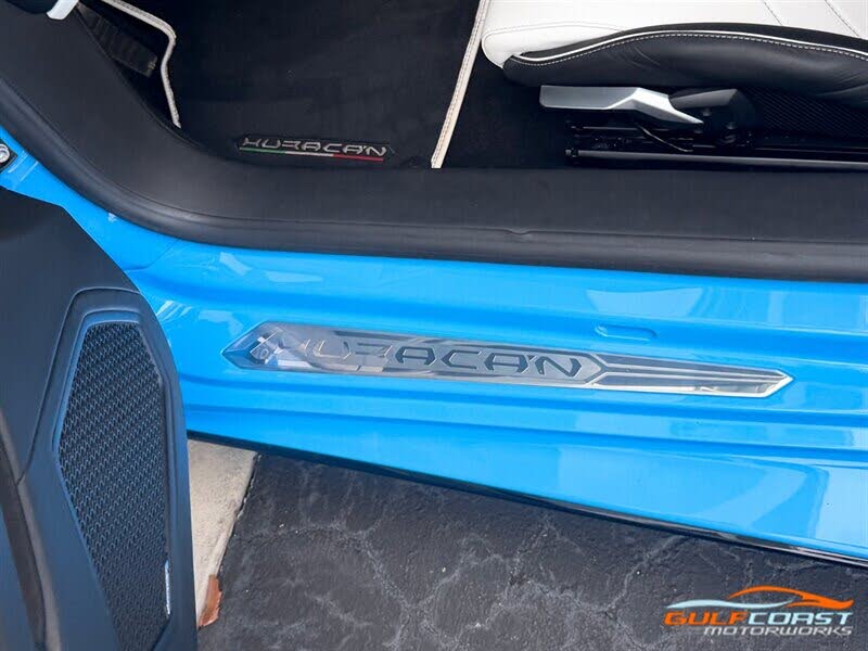 2021 Lamborghini Huracan photo 23