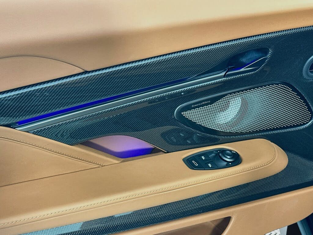 2026 Aston Martin Vanquish Volante RWD photo 15