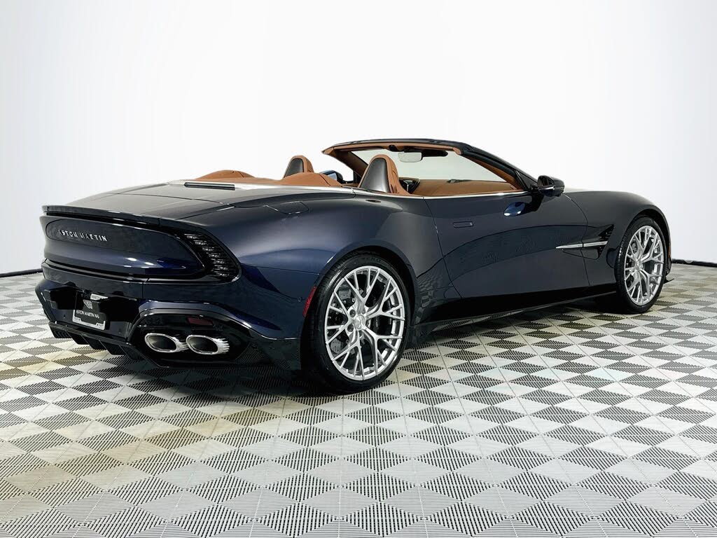 2026 Aston Martin Vanquish Volante RWD photo 5