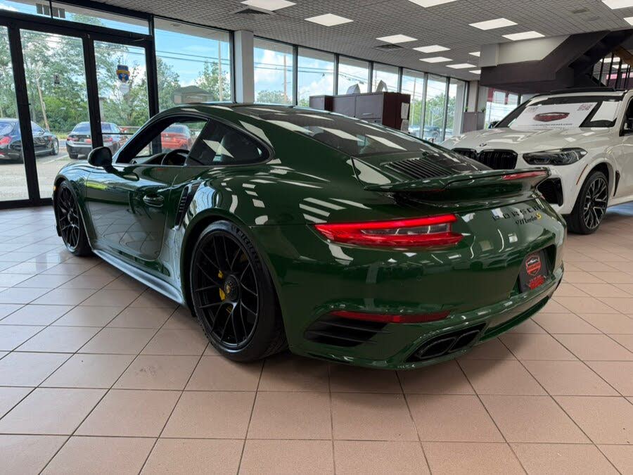 2017 Porsche 911 Turbo Coupe AWD photo 3 of 24